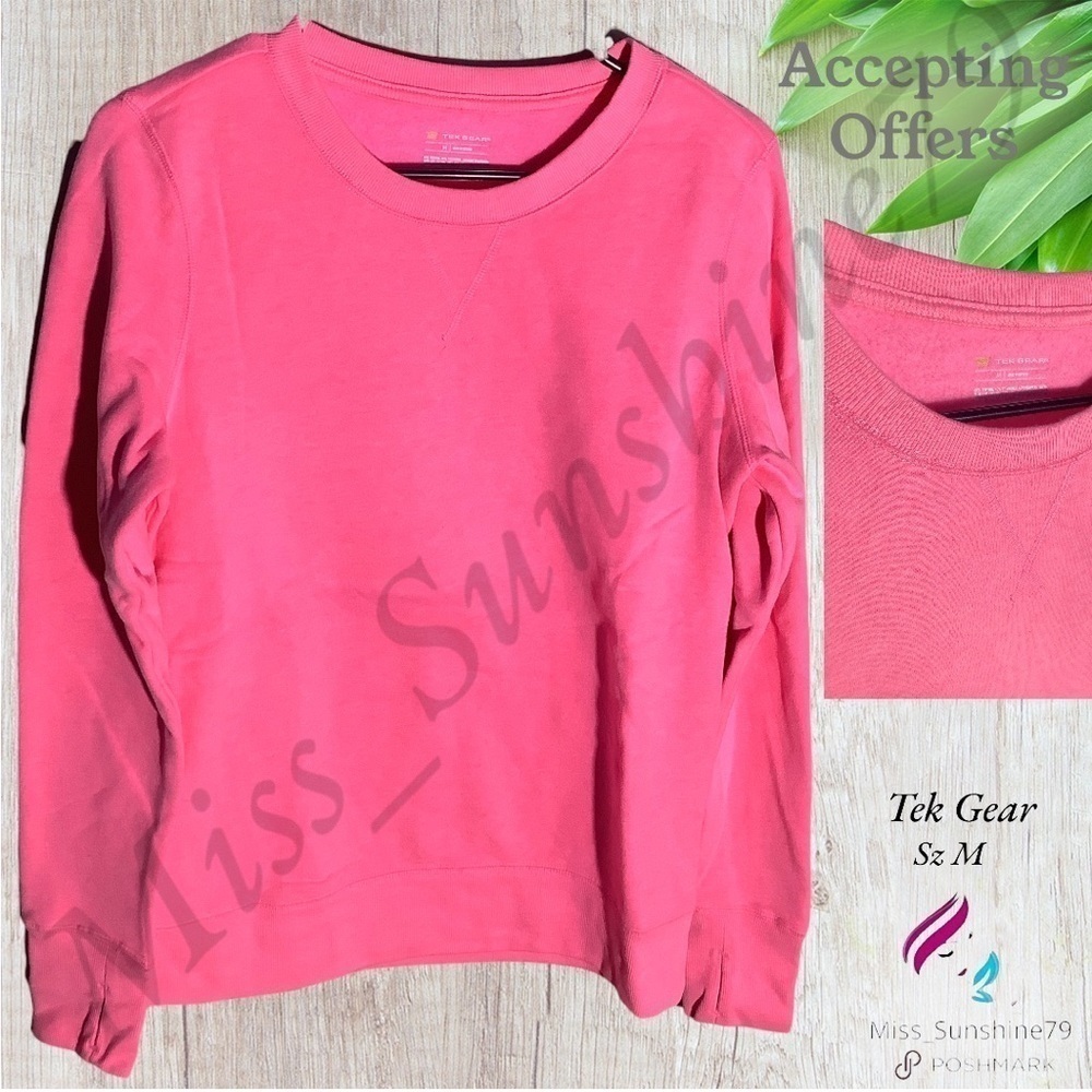 Tek Gear - Sz M - super soft inside and out Sweatshirt - neon pink - very bright